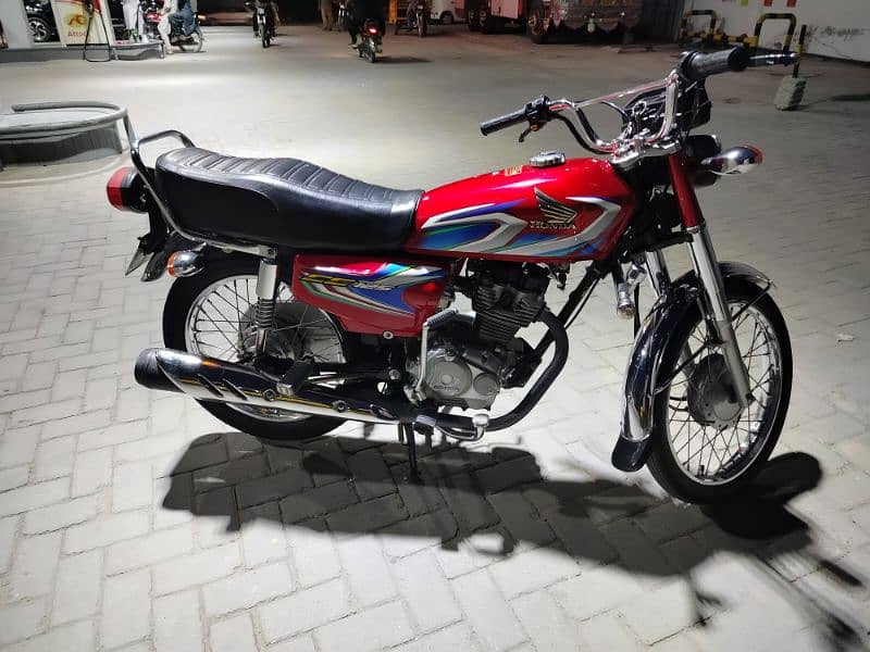 Honda 125 2022 5