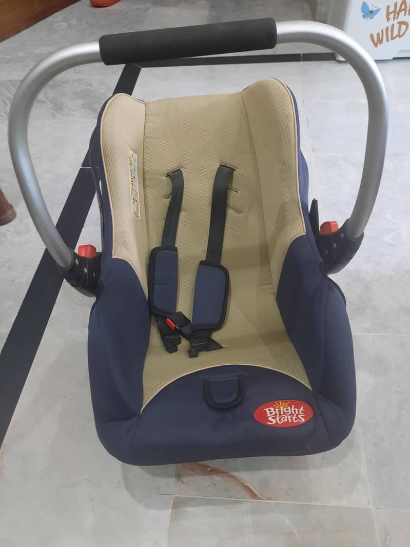 Baby carrier and car seat 1