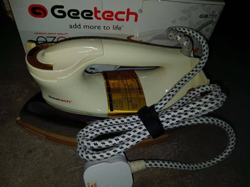 Geetech deluxe automatic iron 0