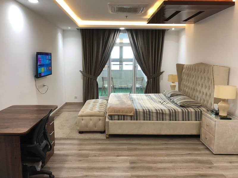 gold crest one bed apartment 03097754596 for per day hourly weekly 3