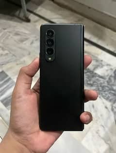 Samsung galaxy Z fold 3