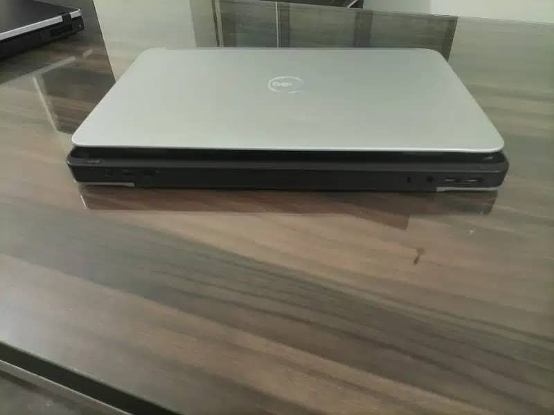 Dell XPS L702x Core i7 3GB invdia graphic card 8GB/128GB SSD 8