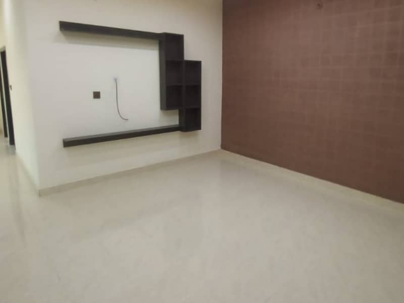 A 10 Marla Upper Portion Located In Officers Colony No 1 Is Available For Rent 7