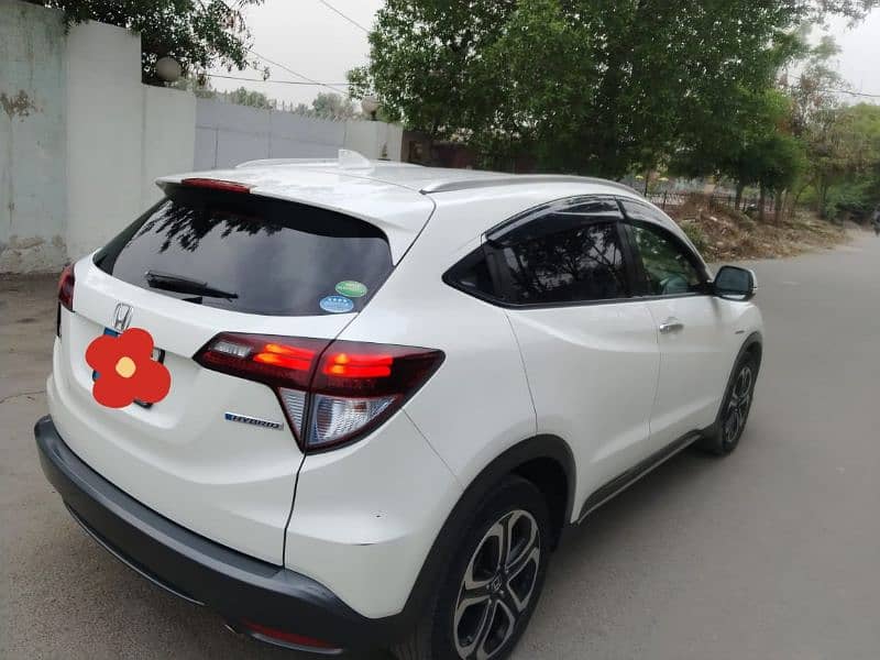 Honda Vezel 17/23 perl white 03006674692 11