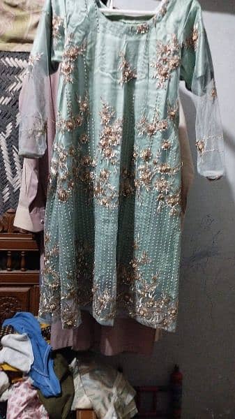 good condition dress 4