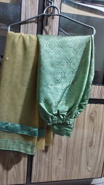 good condition dress 9