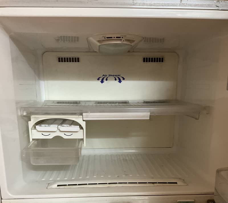 SAMSUNG COOLTECH NO FROST REFRIGERATOR 6