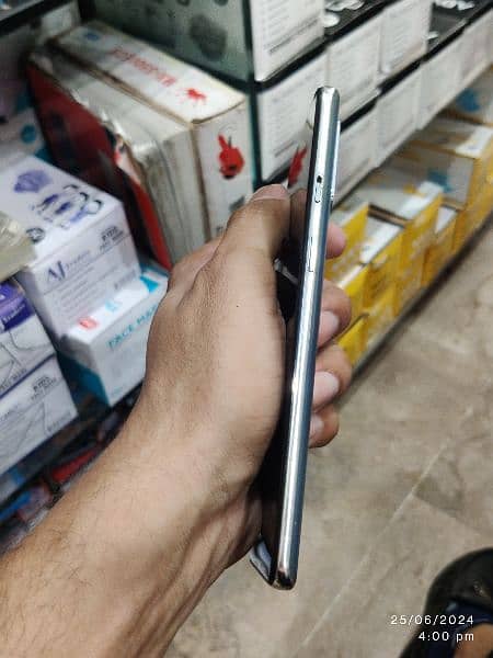 One Plus 8 T Dual Sim 8/128 Android 14 4