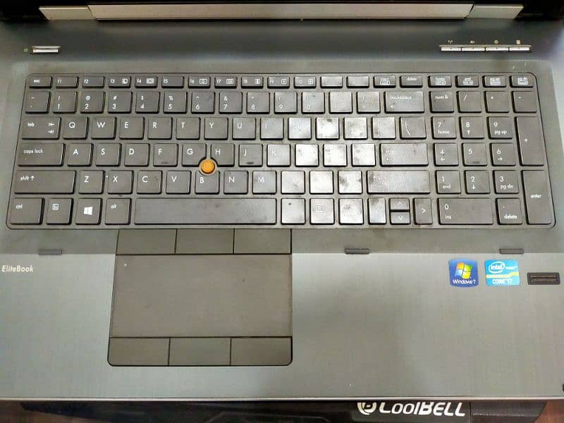 HP Elitebook 8770w Gaming laptop Workstation 4