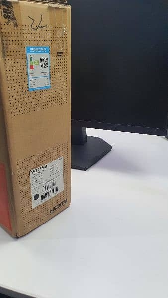 24 inch boderless 170hz gaming monitor wirh box 3