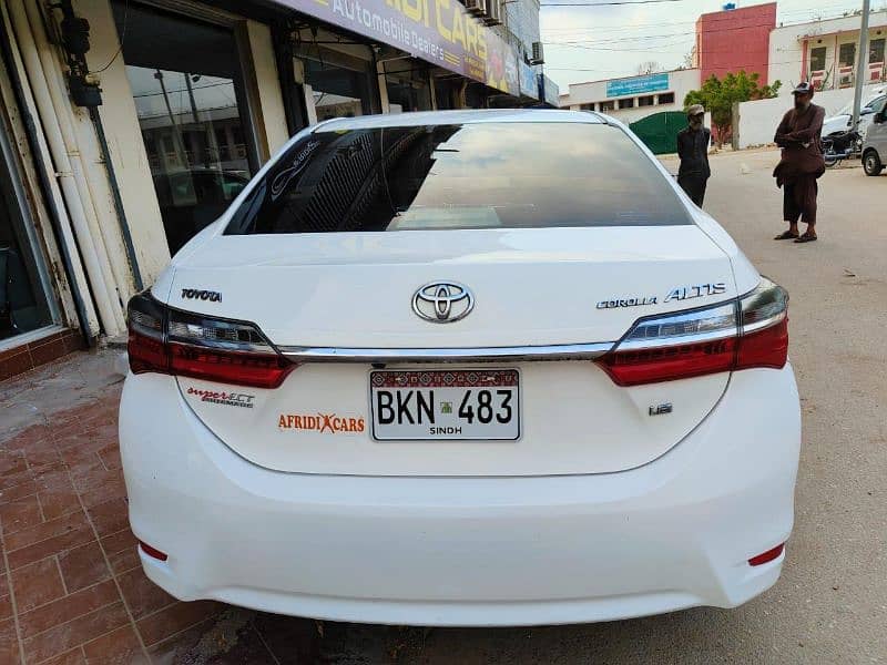 Toyota Corolla Altis 2017 white colour 11