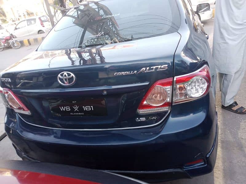 Toyota Altis Grande 2012 4