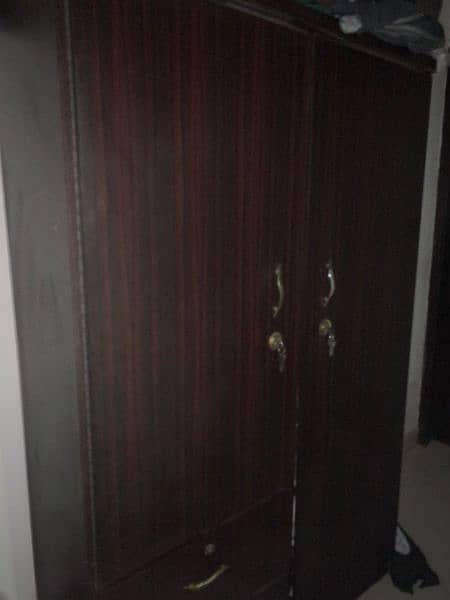 cupboard in good condition 8/10 0