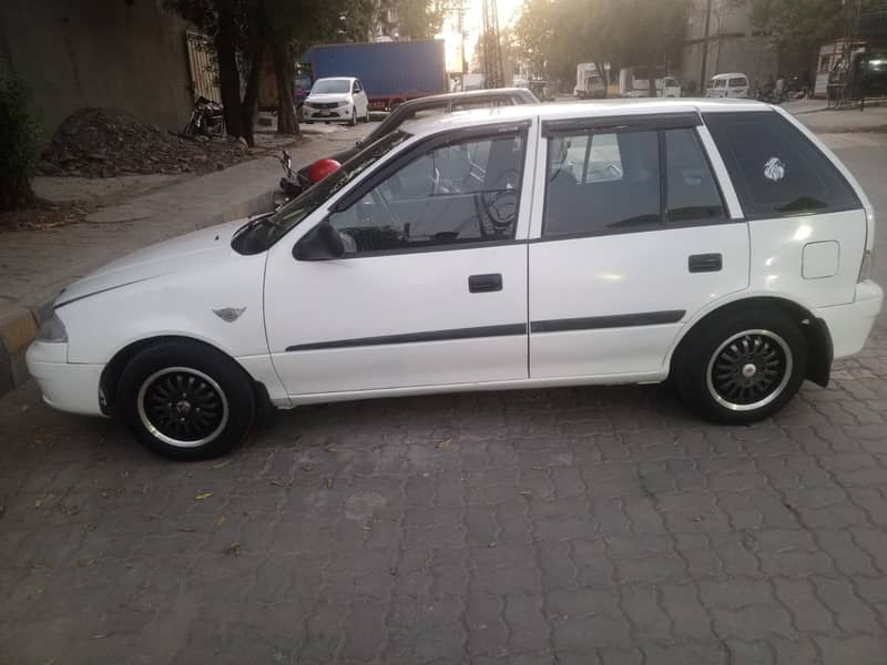 Suzuki Cultus VXR 2015 2