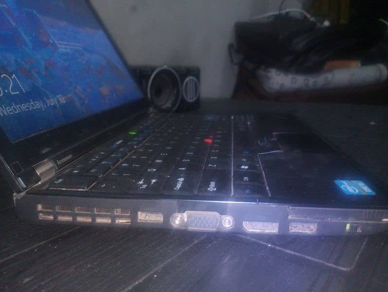 Laptop for sale paso ki zarort ha bohat is leya sale kr Raha ho 1