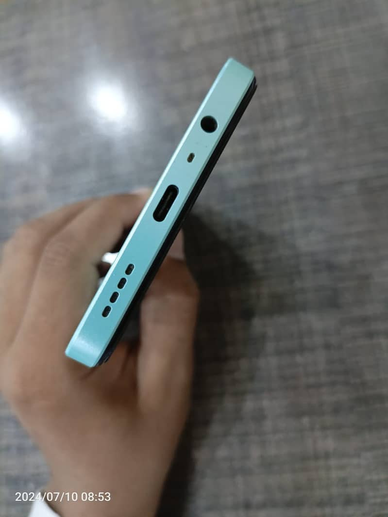 Realme c51 10 out of 10 with box charger 2