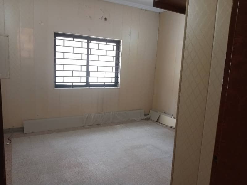 PHA flate for rent C type second floor Only for family & job holder bechlor 5