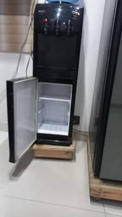 orient dispenser with refrigerator