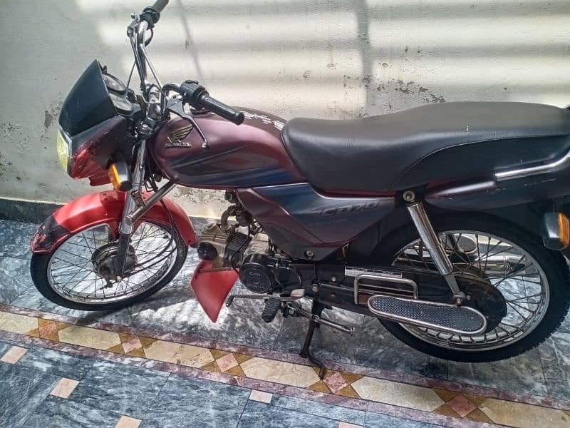 Honda cd70 dream 1