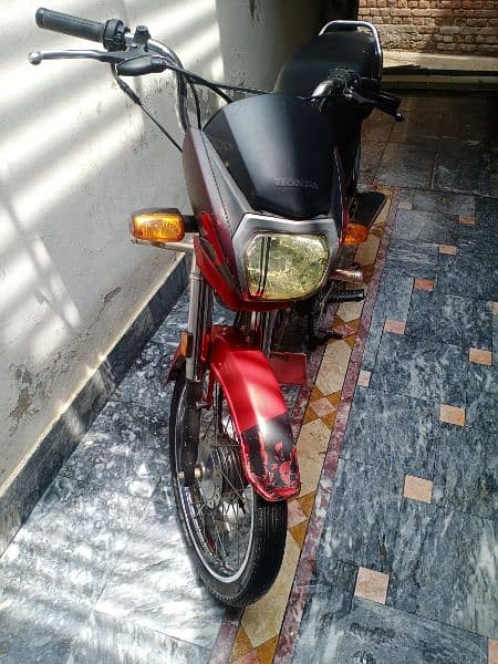 Honda cd70 dream 4