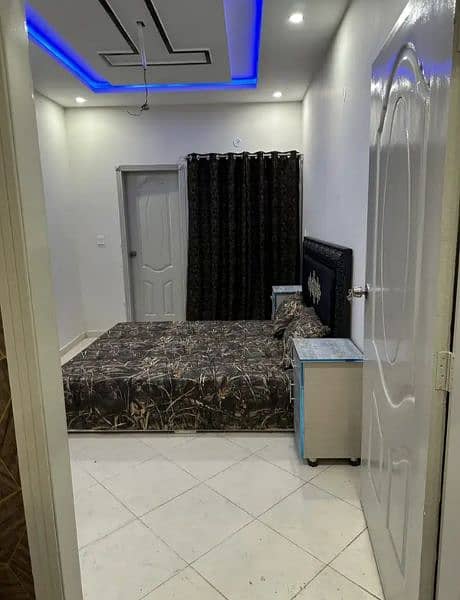 Furnished flat for rent, safe n secure for short stay, daily basis 4