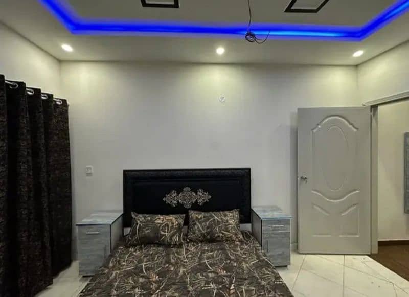 Furnished flat for rent, safe n secure for short stay, daily basis 5
