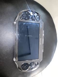 ps vita 2000