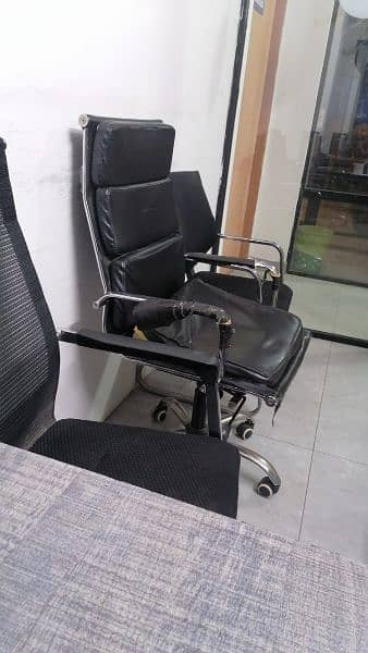 all chairs sofe repair and poshish your office 3