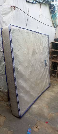 78x72_8 inch foam mattress new jesa hai bohot km used 03452574186
