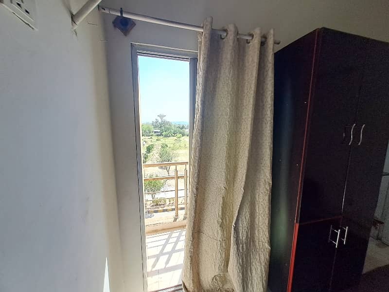 1 Bed Room Semi Furnished Available For Rent On Sharing Base 2 Bed Appartment 4