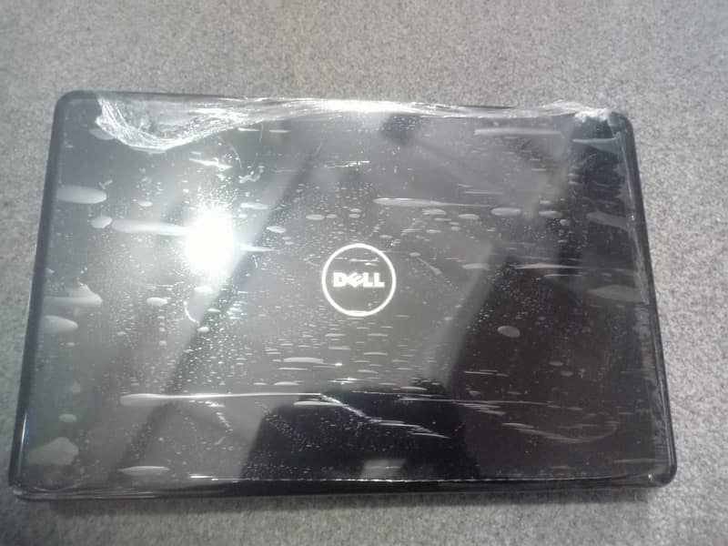 Dell new laptop for sale touch system (urgent sale) 0