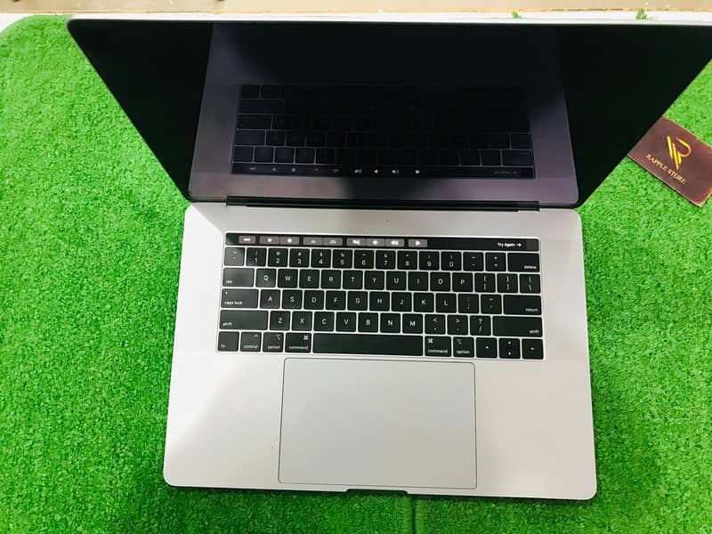 Apple MacBook Pro 2019 (A1990) - Core i7- 32GB RAM, 512GB SSD - 4GB GC 6