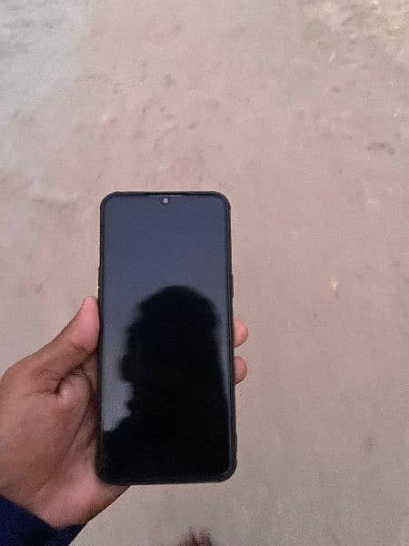 realme 5 10by8 condition 7