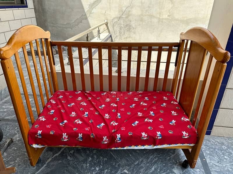 Baby cot by zubaida’s 1