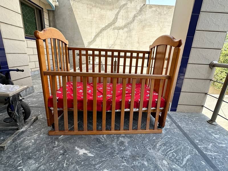 Baby cot by zubaida’s 3