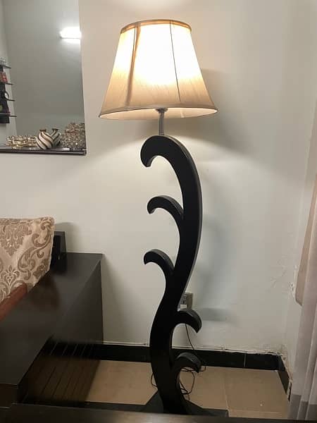 Floor lamp 0