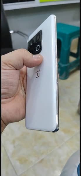 I m sell one plus 10 pro 512 GB 1