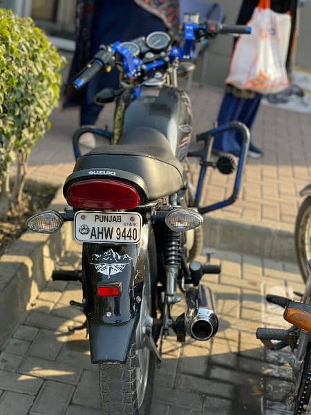 Suzuki Gs 150 special edition 0