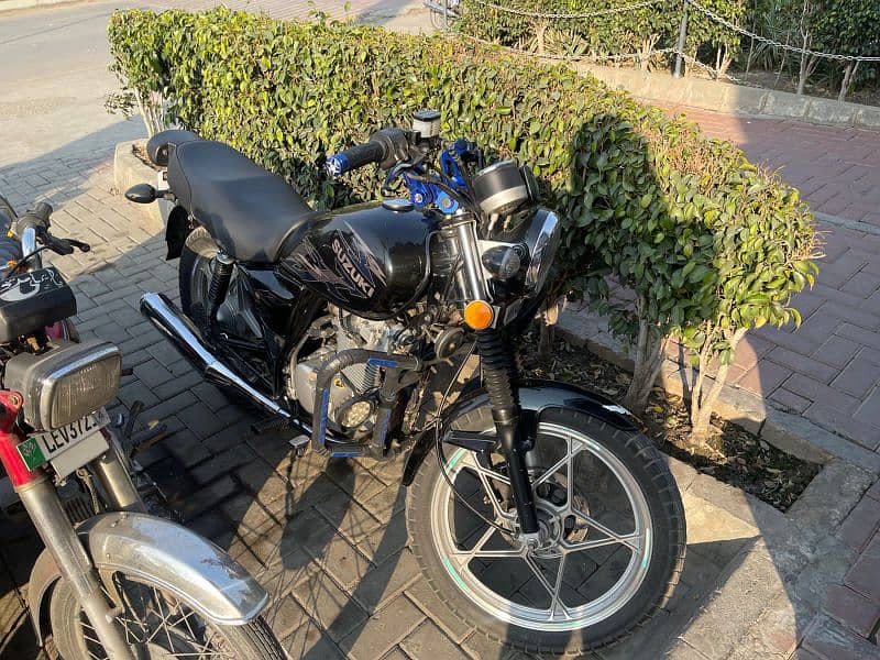 Suzuki Gs 150 special edition 1