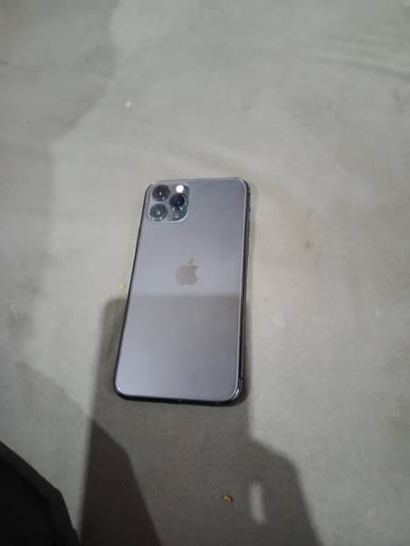 iphone 11pro 4