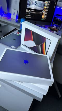 2021 MacBook Pro 14 inch M1 Pro Ram 16 SSD 512 Apple Care Feb 2025