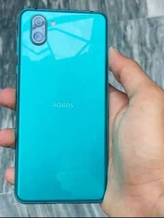 Aquos r3 6,128 for sale