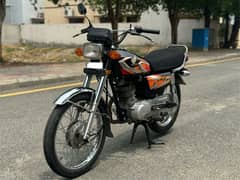 CG 125 | ONLY DRIVEN 22500 KMs | GOOD CONDITION | LAHORE NUMBER 0