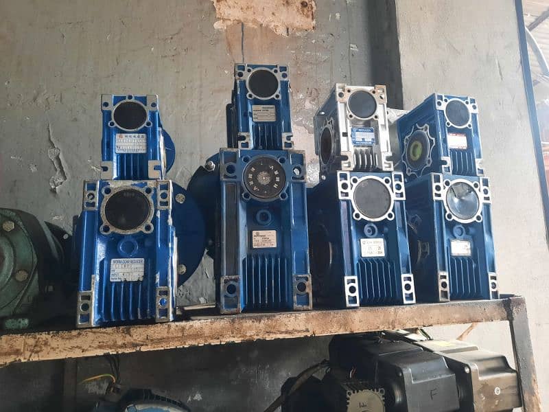 Gear motors 7