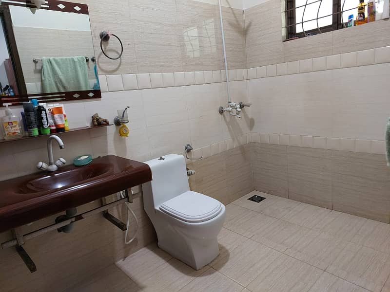 14 Marla House Near Lacas School G1 Market Doctor Hospital Hot Location 2