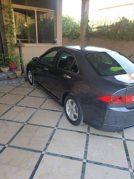 HONDA ACCORD  CL9 EXCILENT CONDTION 2