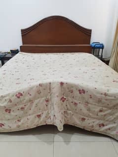 Wooden Sheesham bed