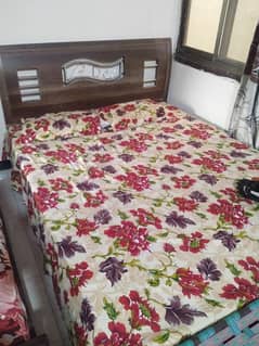 Wooden Bed Queen Size With Mattress