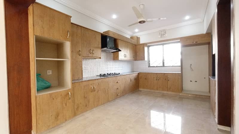 1 Kanal Brand New House For Sale 8