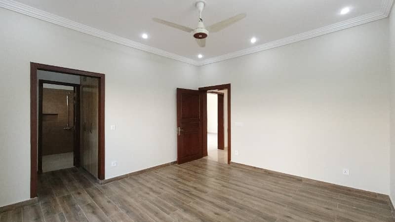 1 Kanal Brand New House For Sale 15